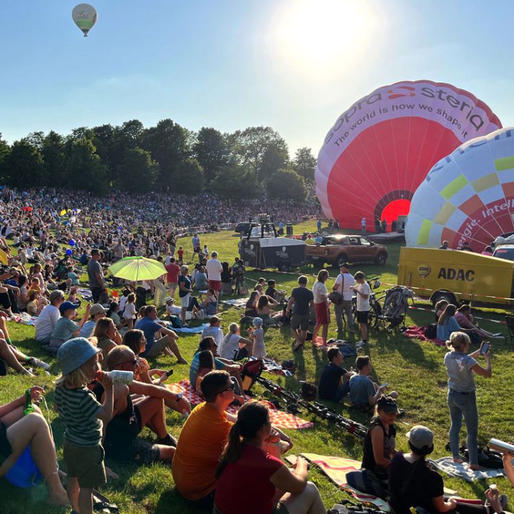 Ballonstart beim Ballonfestival Bonn