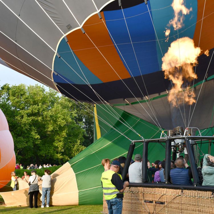 Volunteers beim Ballonstart